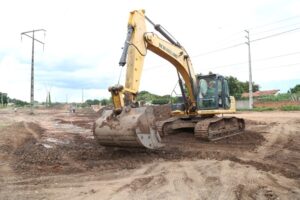 Moradores comemoram avanço das obras da Avenida Coheb em Timon Portal