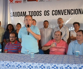 Convenção homologou nomes de Dr, Davi para prefeito e Romildo Fonseca para vice em Parnarama
