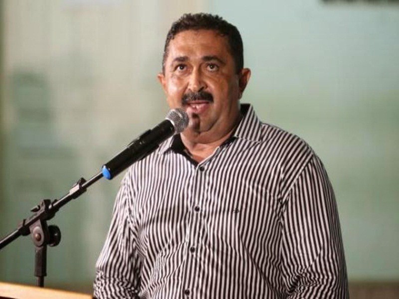 “Foto diz tudo sobre tentativa de isolar o deputado Rafael”, diz Raimundo Novaterra
