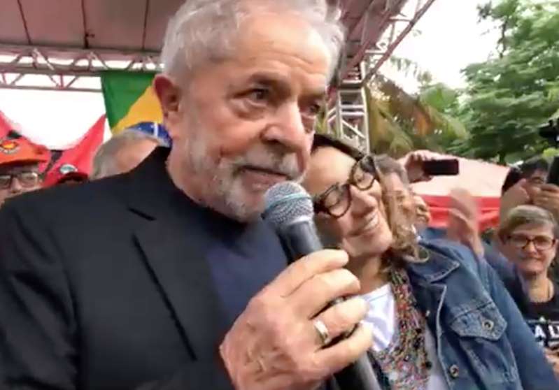 Saiba quem é Janja, a mulher por quem Lula se apaixonou e quer se casar