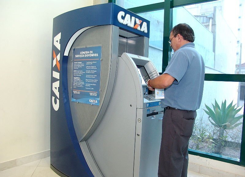 FGTS: saiba quando sacar os R$ 998 aprovados pelo Senado