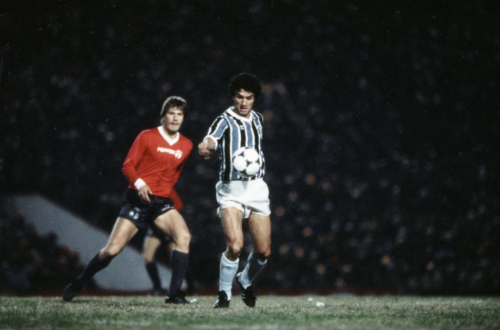 Conheça a história dos confrontos entre argentinos e brasileiros em finais da Libertadores
