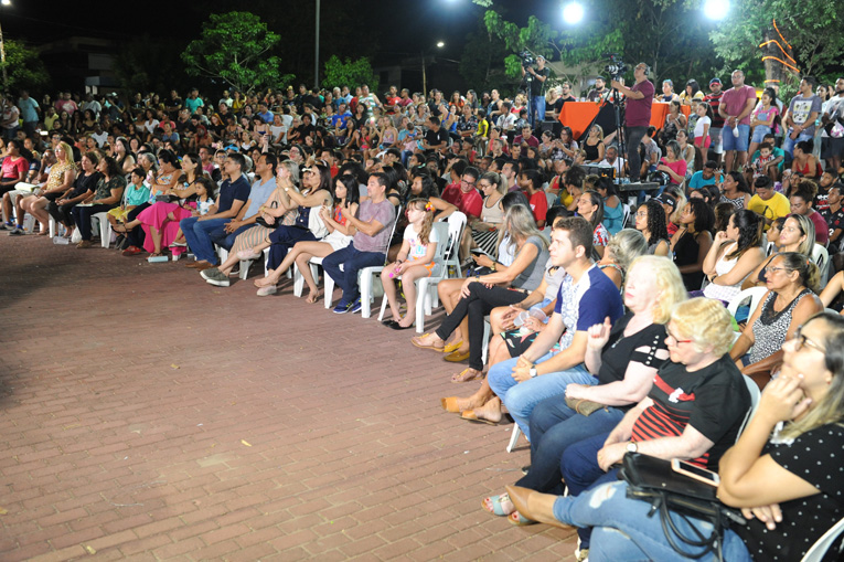 Praça lotada e alto nível de candidatos marcaram a segunda eliminatória do Canta Timon Mais