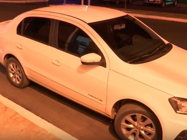 Assista em vídeo: Carro roubado em Teresina por indivíduos de Timon foi recuperado em Caxias pela polícia