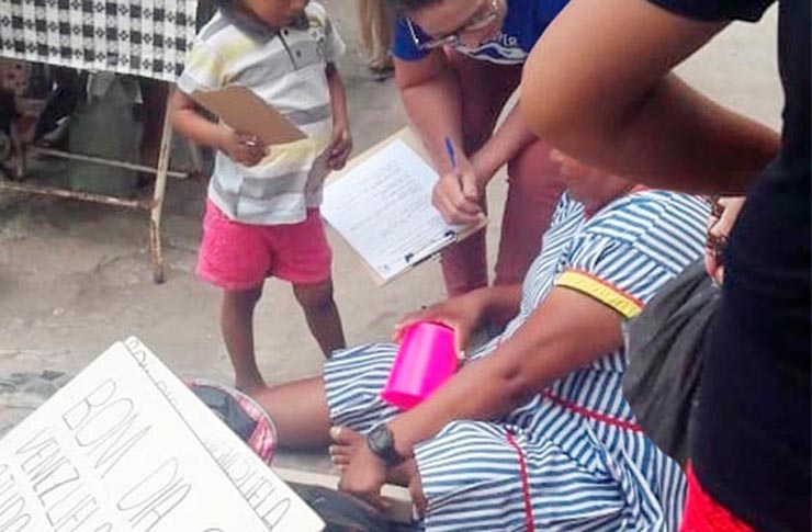 Prefeitura de Timon dar assistência a famílias de venezuelanos que estavam na cidade praticando mendicância
