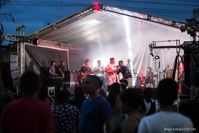Domingo teve Esquenta do Zé Pereira de Timon no Conjunto Boa Vista