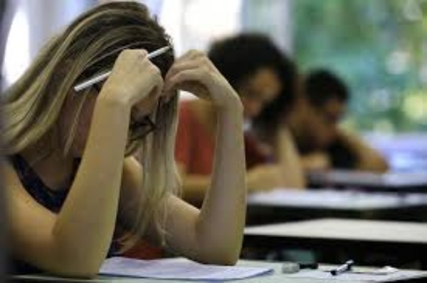 Apenas dois Estados não registraram erros de correção nas provas do Enem de 2019