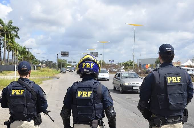 Polícia Rodoviária em Teresina mata jovem que conduzia motocicleta roubada em Timon