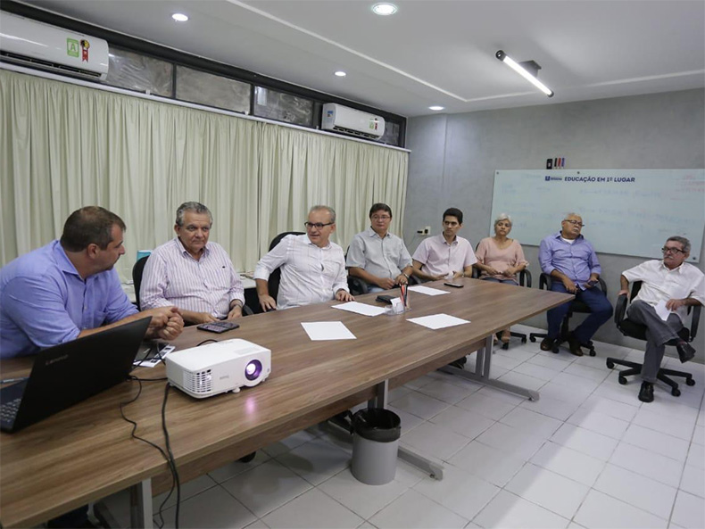 Prefeitura de Teresina quer implantar ônibus elétricos no transporte coletivo da cidade