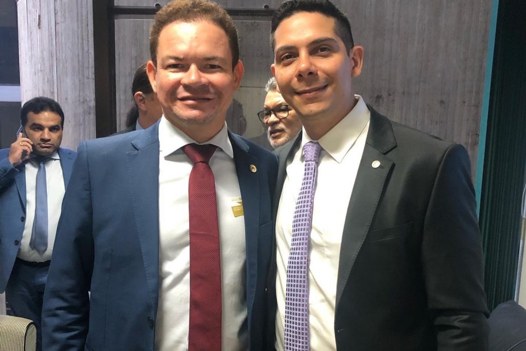 Rafael Leitoa prestigia posse de Paulo Marinho Júnior em Brasília