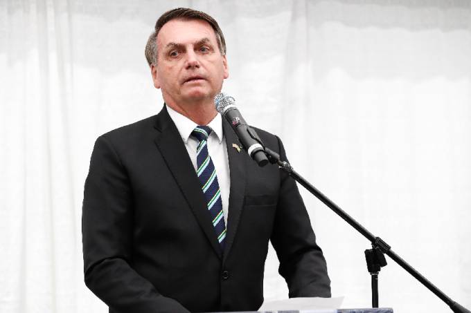Ministro do Supremo diz que Bolsonaro tenta desviar o foco do fraco desempenho da economia com invenções sobre fraude nas eleições