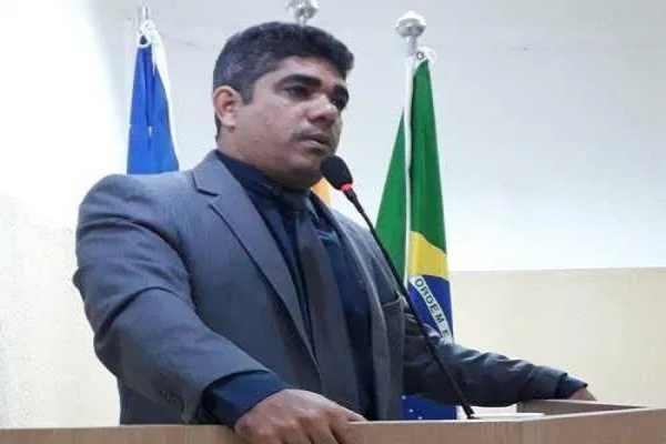 Vereador Uilma Resende rebate Luciano Leitoa sobre situação do PSB do Maranhão