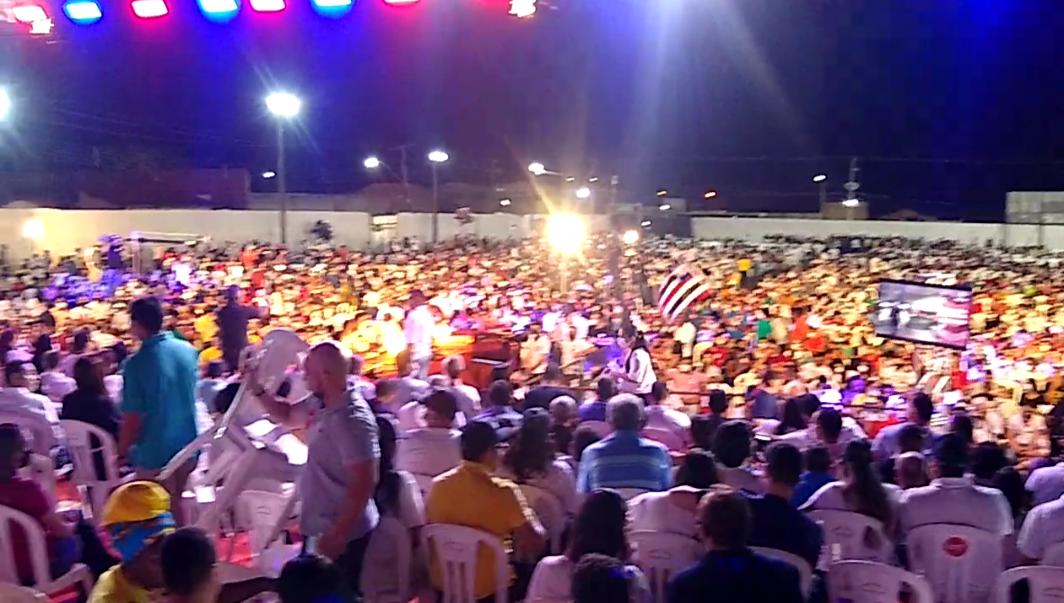 Weverton Rocha e Chico Leitoa dominam as atenções no encontro Maranhão mais Feliz em Timon