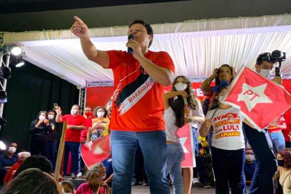 Assista aos vídeos: Felipe Camarão é lançado candidato pelo PT e não acredita em definição de candidato do governo agora