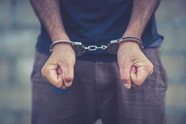 Polícia civil prende no Cocais em Timon jovem condenado por roubo a chácara e motocicleta