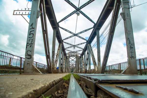 Policial evita suicídio de timonense na Ponte Metálica; Conheça essa história