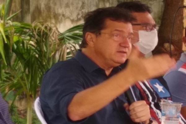 “Atual modelo político do Maranhão exauriu”, diz Simplício Araújo em Timon