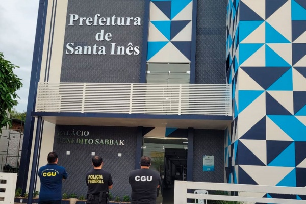 Operação da PF afasta prefeito de Santa Inês e investiga distribuidora de medicamentos em Teresina