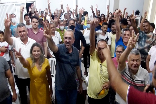 Jaconias lança pré-candidatura de deputado com formato inédito em Timon
