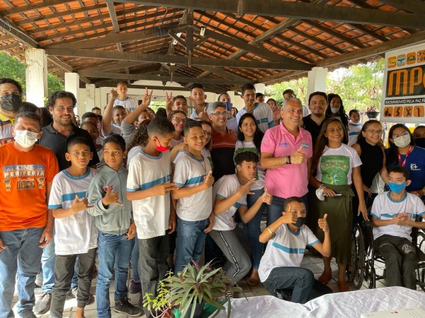 Escolas Municipais realizam Semana do Meio Ambiente através do Programa Jogue  Limpo – Prefeitura de Manoel Viana