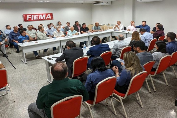 Empresários da Federação das Indústrias do Maranhão ouvem propostas de Simplício Araújo ao governo