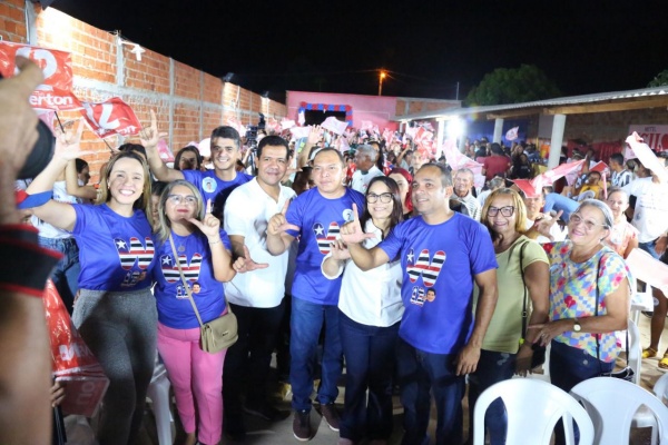 Eleitores de Matões lotam espaço para ouvir o candidato Luciano Leitoa