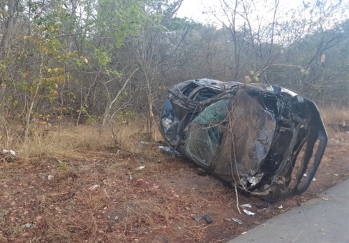 Piauí : Veja o estado do carro após acidente na BR 343 e motorista só teve ferimentos leves