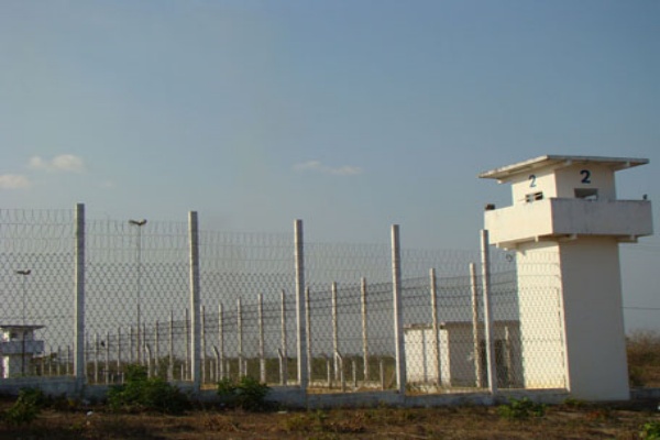 Veja fotos e nomes dos presos foragidos de presídio em Timon