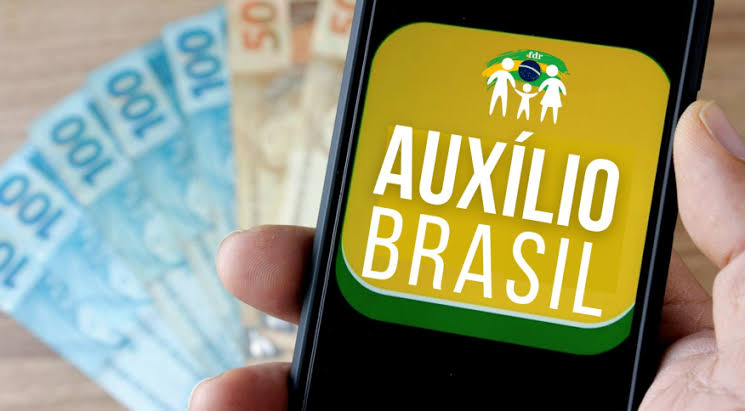 Atenção ! Auxílio Brasil vai ter pagamento antecipado em dezembro