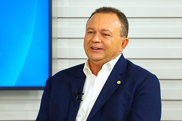 Governador Carlos Brandão vai antecipar o pagamento dos servidores