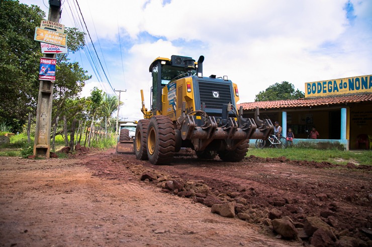 Prefeitura de Timon melhora estradas de acesso a balneários do município
