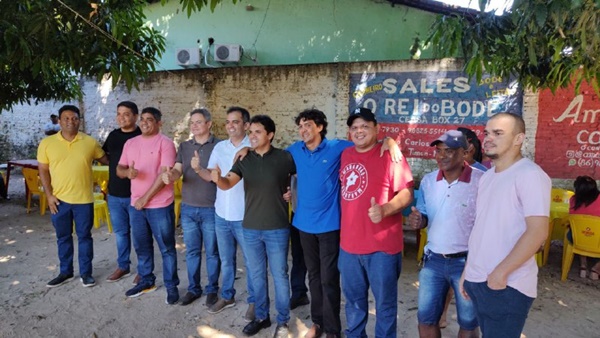Apresentação da pré-candidatura de Soliney Filho reúne lideranças da oposição em Timon e prefeito de Coelho Neto, Bruno Silva