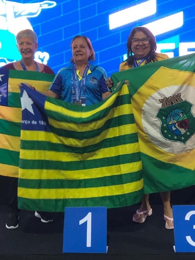 Filha de família tradicional de Timon vence torneio nacional de natação no Rio de Janeiro
