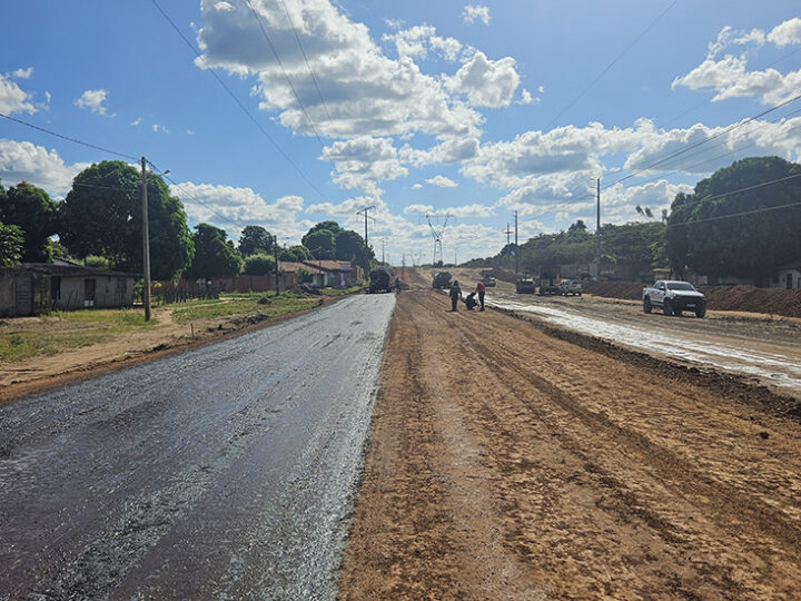 Prefeitura inicia o asfaltamento da Avenida Coheb em Timon