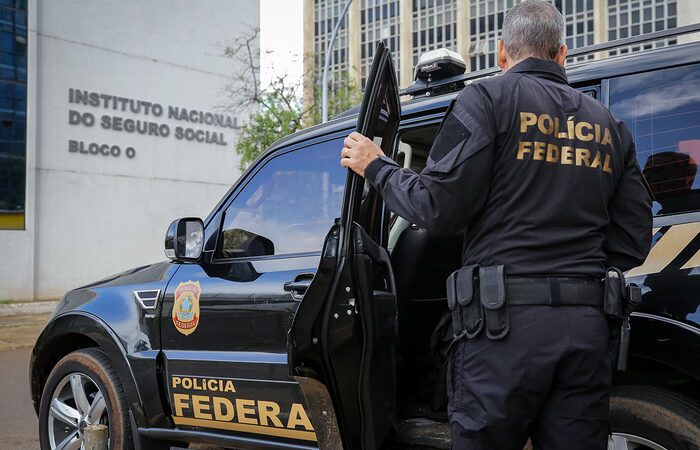 Roubalheira ! Saiba quanto foi descontado ilegalmente ano a ano dos aposentados e pensionistas
