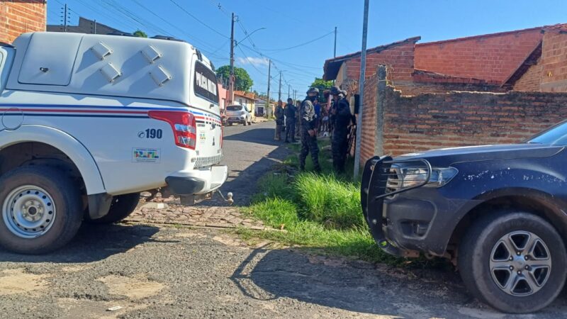 PM do Piauí surta e armado de faca mobiliza a polícia de Timon