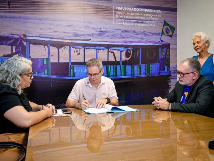 Prefeito Rafael Brito firma convênio com a UEMA e garante vaga de estágio para estudantes