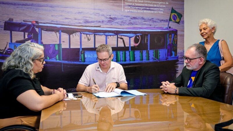 Prefeito Rafael Brito firma convênio com a UEMA e garante vaga de estágio para estudantes