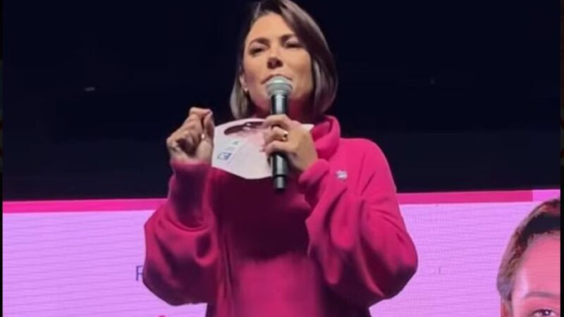 A preocupação que tem feito Michele Bolsonaro chorar para amigos próximos